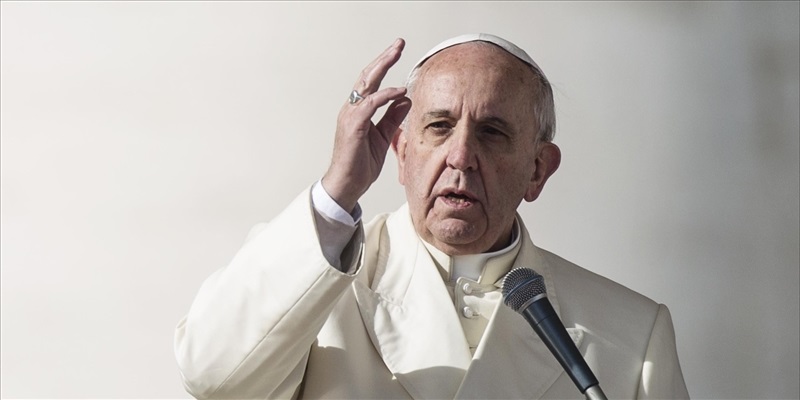 Papa Francesco messaggio comunicatori stop cattive notizie